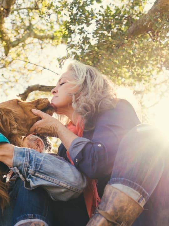 woman-with-dog