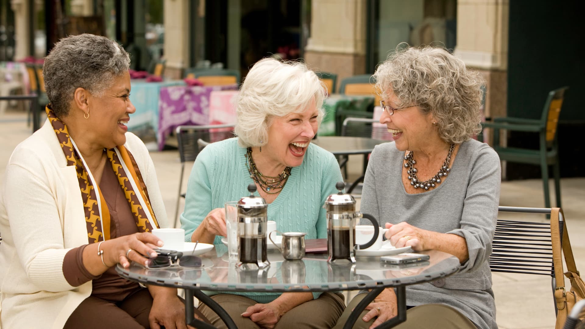 three-women-at-dinner