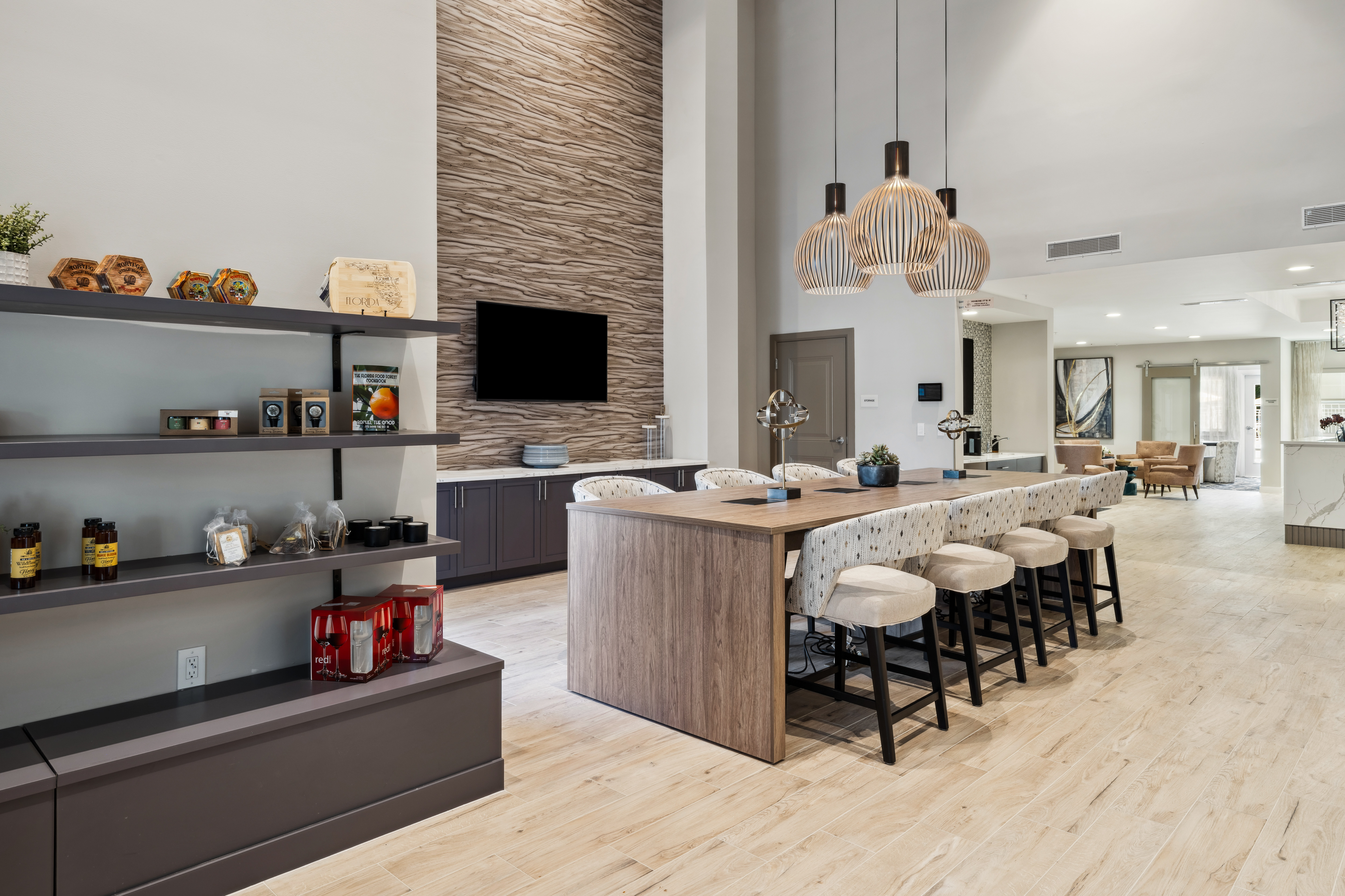 Center Stage Welcome