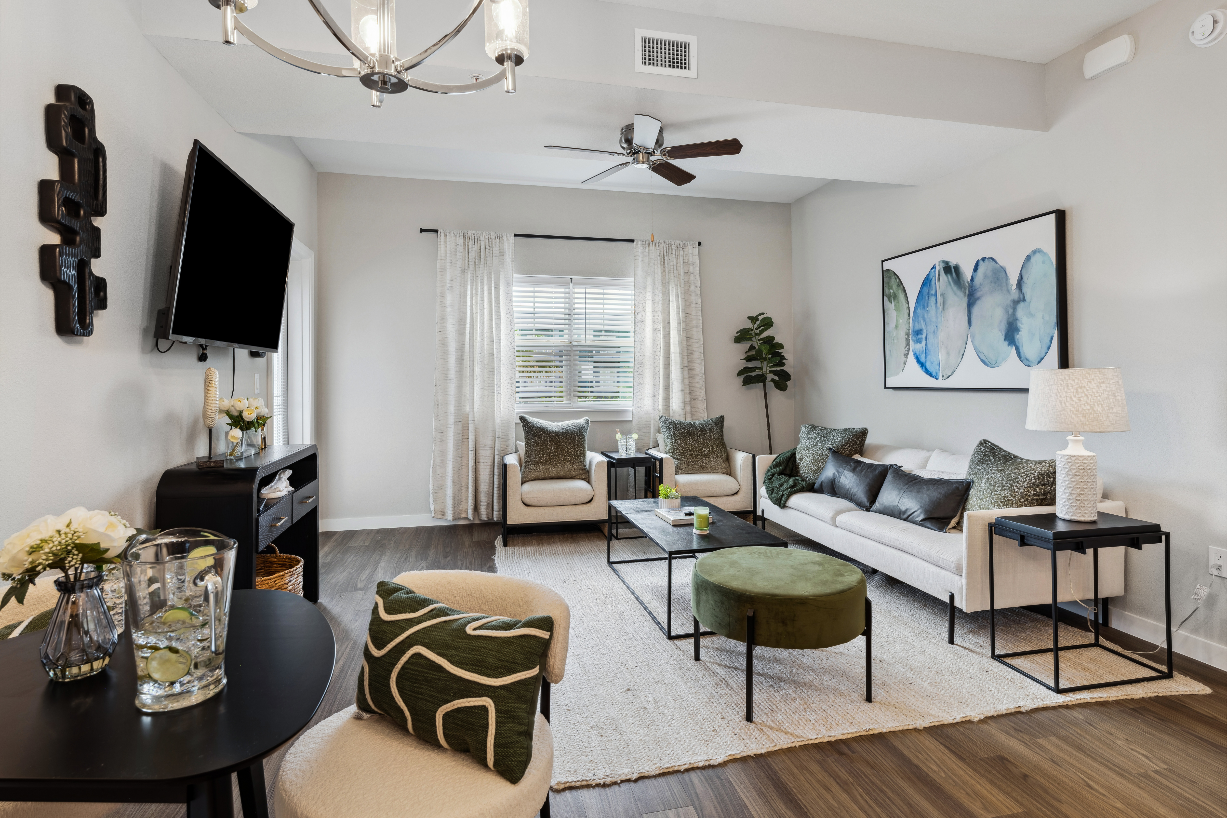 Jasmine: One-Bedroom Luxury Living